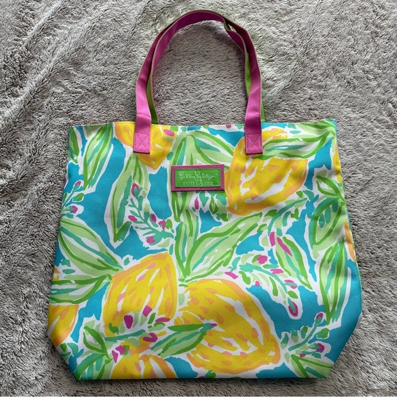 Lilly Pulitzer for Estée Lauder at Macy’s - Currently Crushing Lilly Pulitzer for Estée Lauder at Macy’s - Currently Crushing